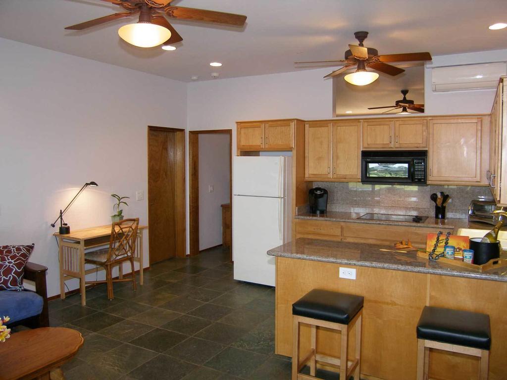 Aloha Aku Inn & Suites Kihei Habitación foto