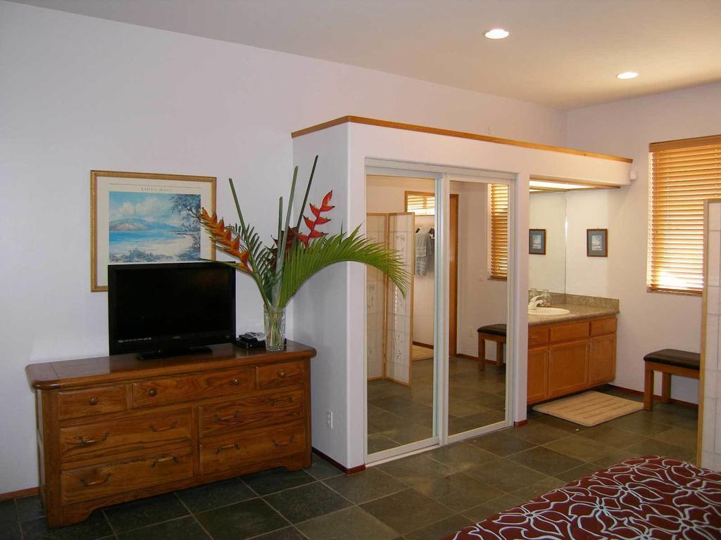 Aloha Aku Inn & Suites Kihei Habitación foto