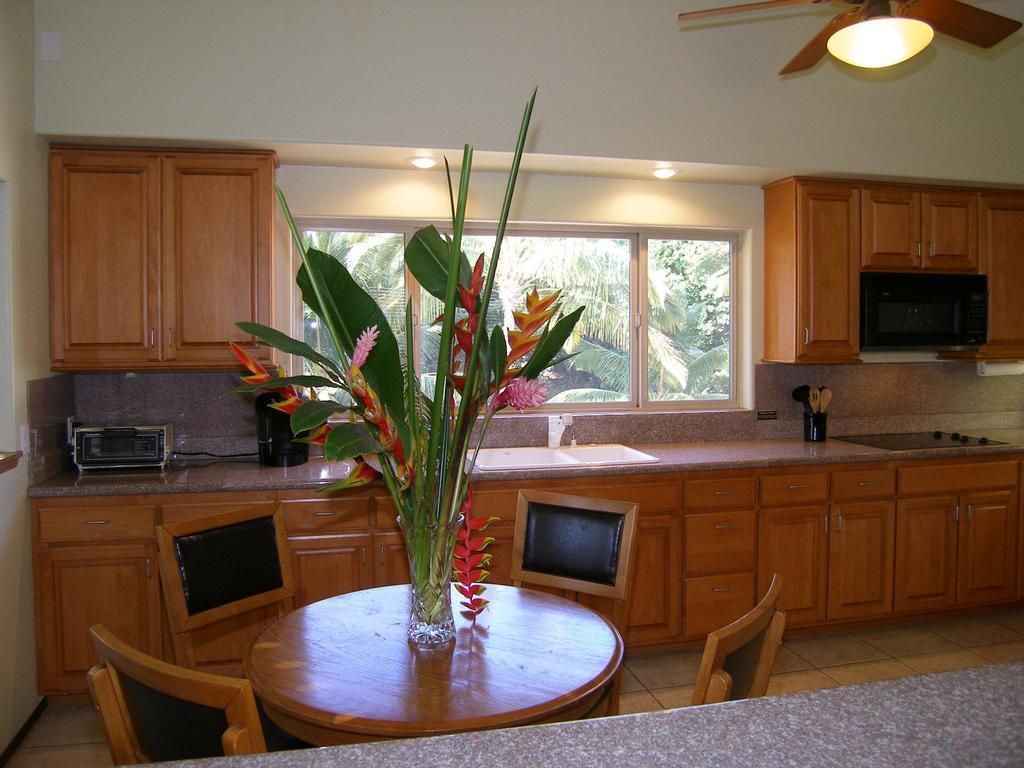 Aloha Aku Inn & Suites Kihei Habitación foto